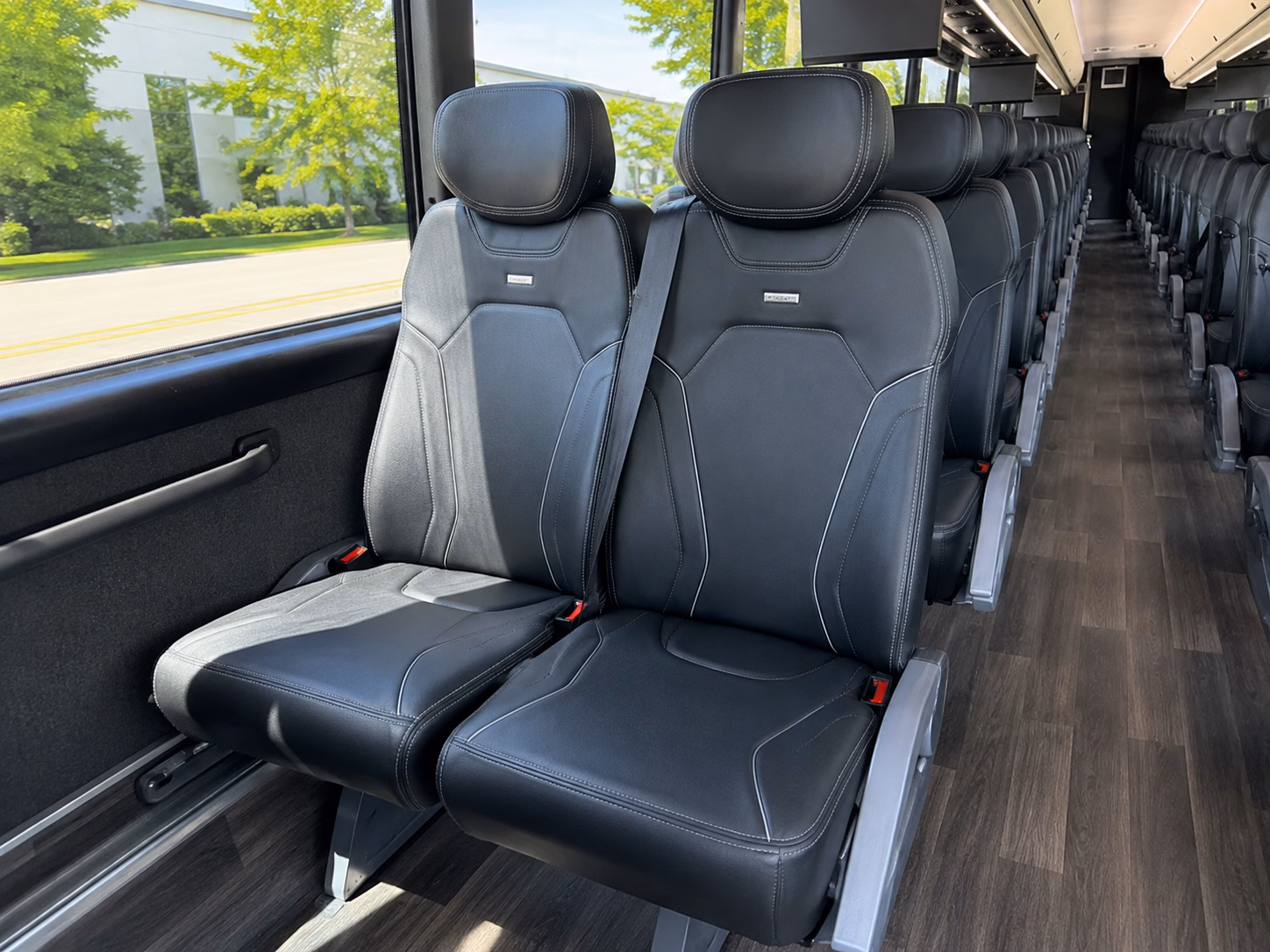 party buses to woodinville wine country s tasting rooms and warehouse district